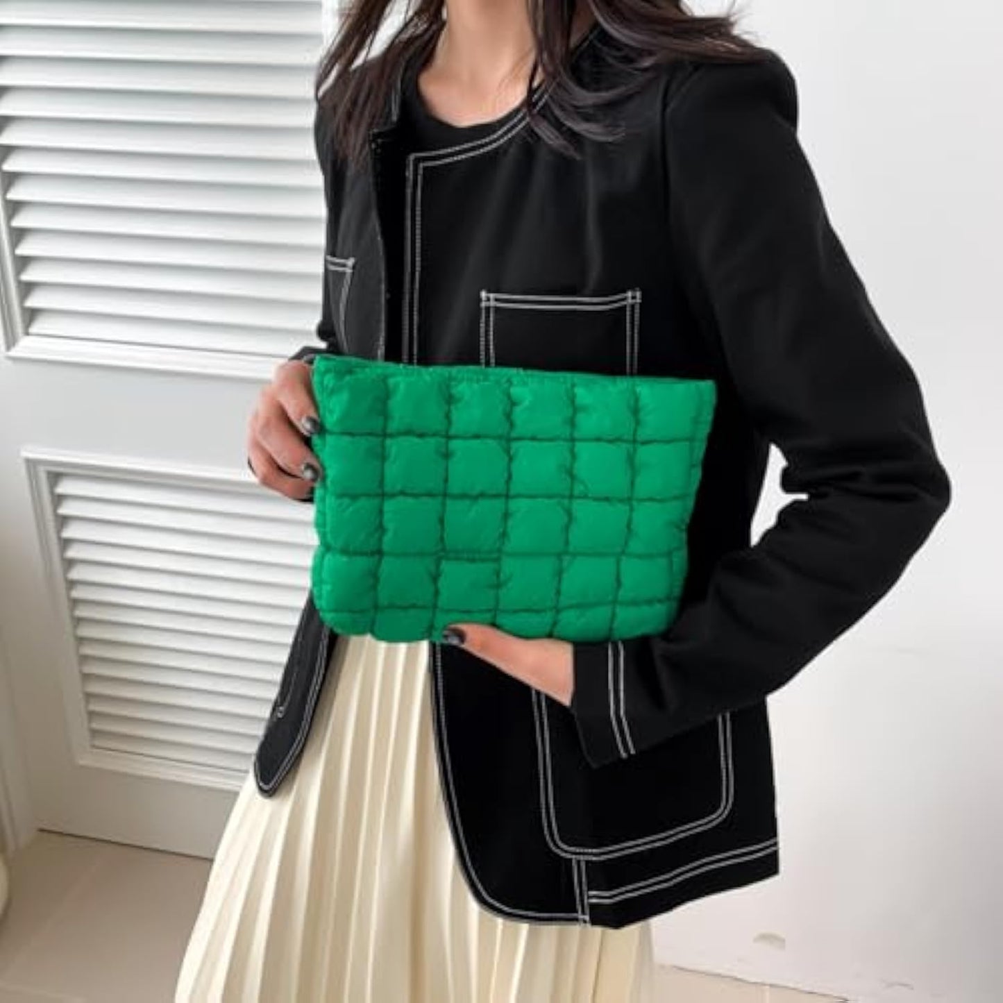 Solid Color Quilted Clutch – Large-Capacity Travel Zipper Bag for Women & Girls, Perfect Christmas Gift 2025