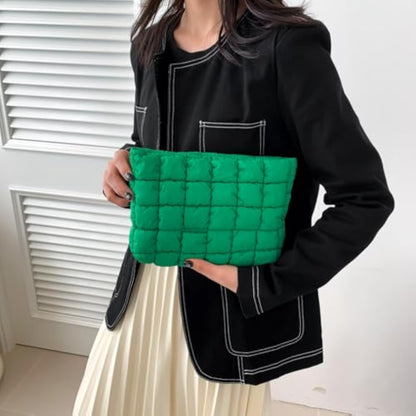 Solid Color Quilted Clutch – Large-Capacity Travel Zipper Bag for Women & Girls, Perfect Christmas Gift 2025